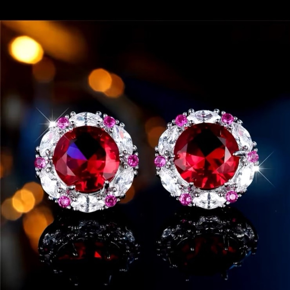 3.7ct Ruby Shaded Swarovski Elements Stud Silver … - image 1